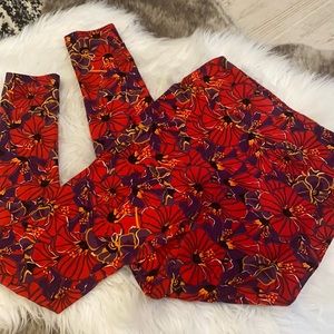 One size LuLaRoe leggings - Hawaiian floral